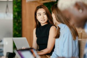 Business benefits of using freelancers for project work