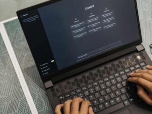 Customer research using AI for transcription and summarisation